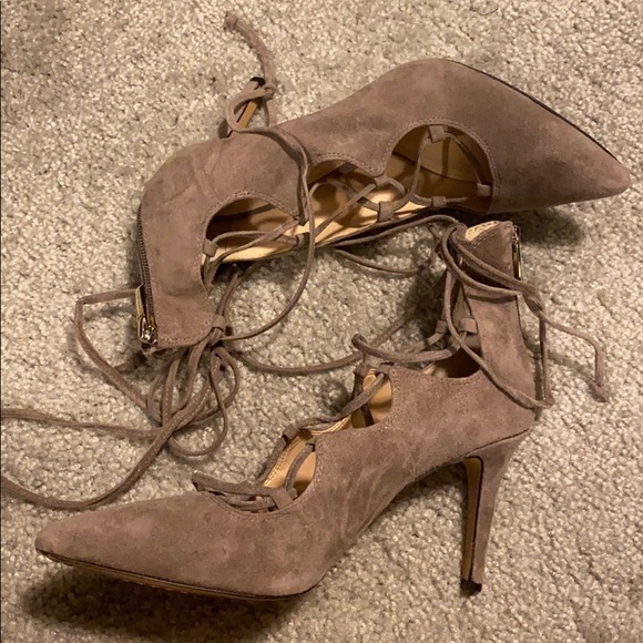Lace up suede heels - Picture 4 of 5